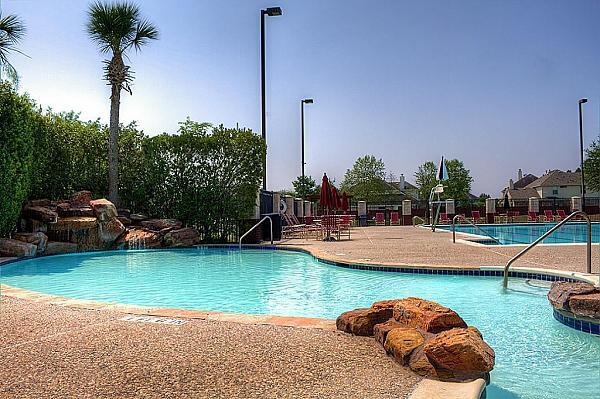 Foto del edificio - 16818 Mammoth Springs Dr