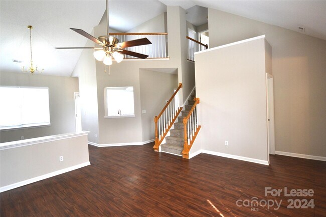 Foto del edificio - 1010 Holly Park Dr