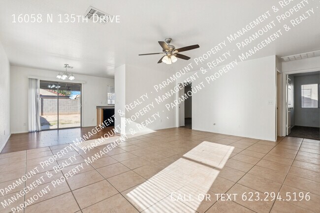 Foto del edificio - 16058 N 135th Dr