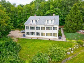 Building Photo - 45 Mountain Vw Dr
