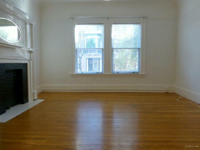 Building Photo - 838 14th St