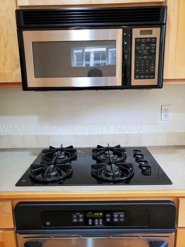 Foto del edificio - 3827 SE Woodward St