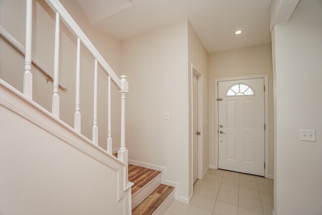 Foto del edificio - 2910 Grants Lake Blvd