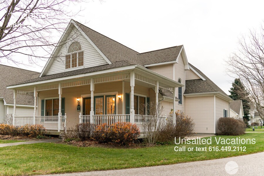 Primary Photo - 11 Cottage Ln