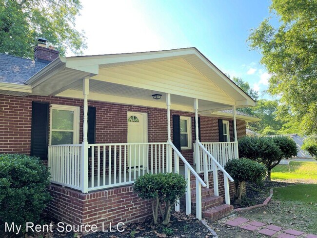 Building Photo - 3 br, 2 bath House - 247 Aviation Rd SE