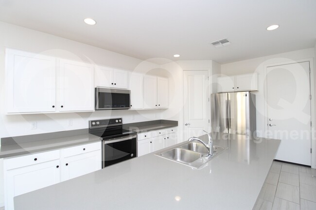 Foto del edificio - 4719 S Carver