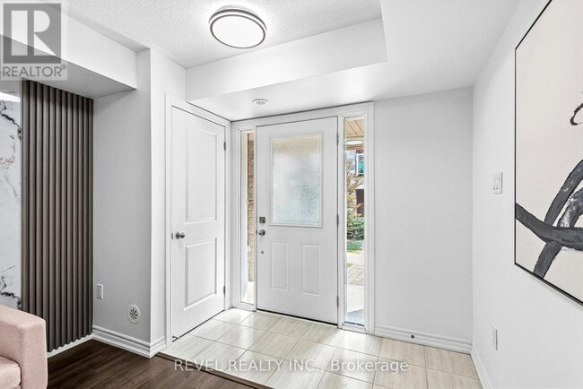 Building Photo - 2621 Garrison Crossing