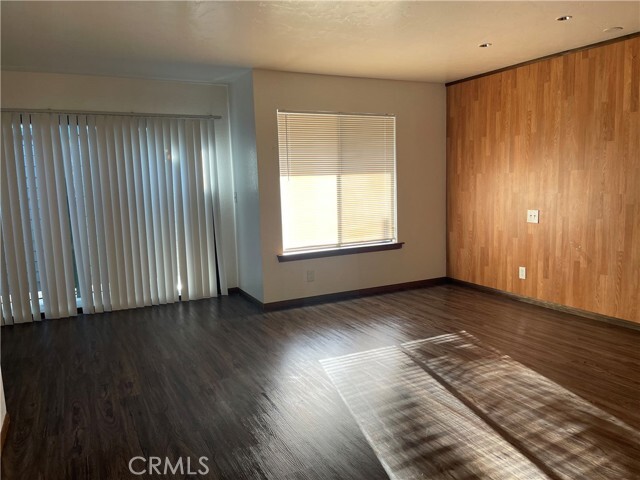 Foto del edificio - 11801 Loara St