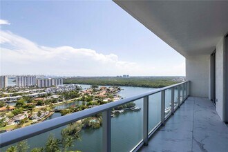 Building Photo - 300 Sunny Isles Blvd