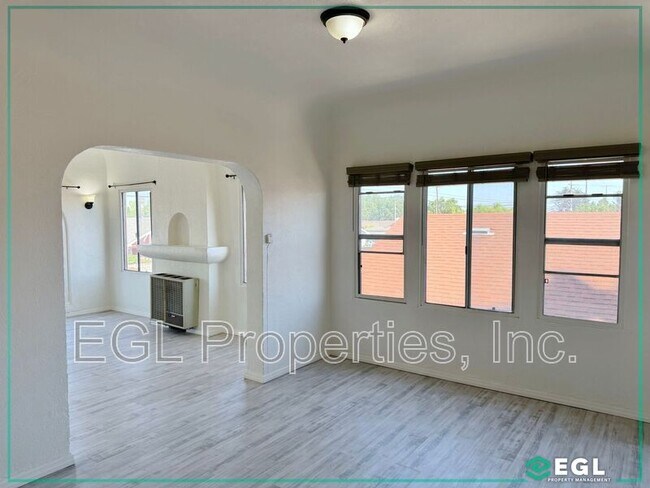 Foto del edificio - 5036 1/2 Denker Ave.