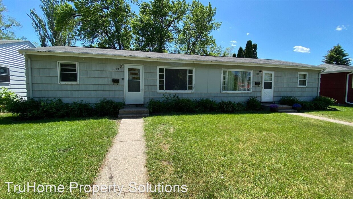 Primary Photo - 3 br, 1 bath Apartment - 1103 Park Drive