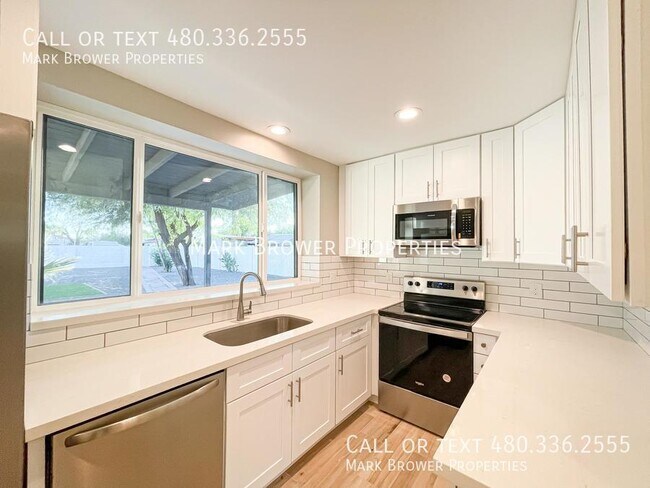 Foto del edificio - 3415 E Sheridan St