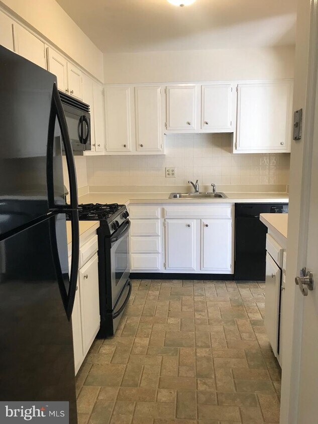 314 Garfield Ct, Fredericksburg, VA 22408 Townhouse for Rent in