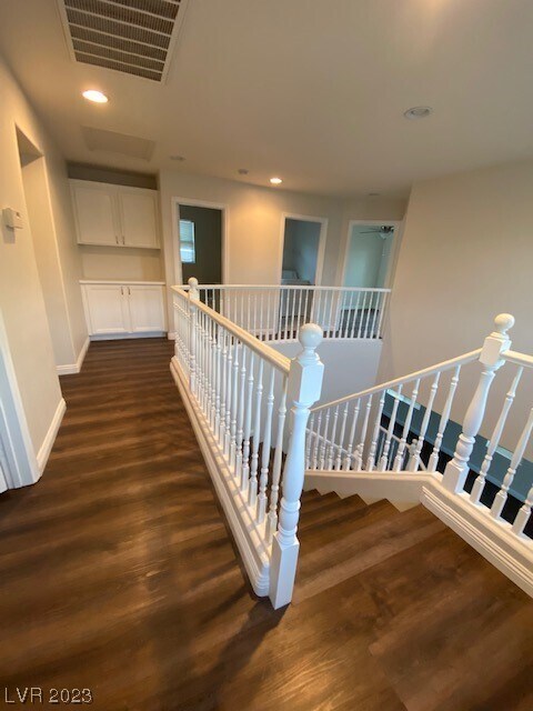 Foto del edificio - 1033 Big Oak Flat Ct