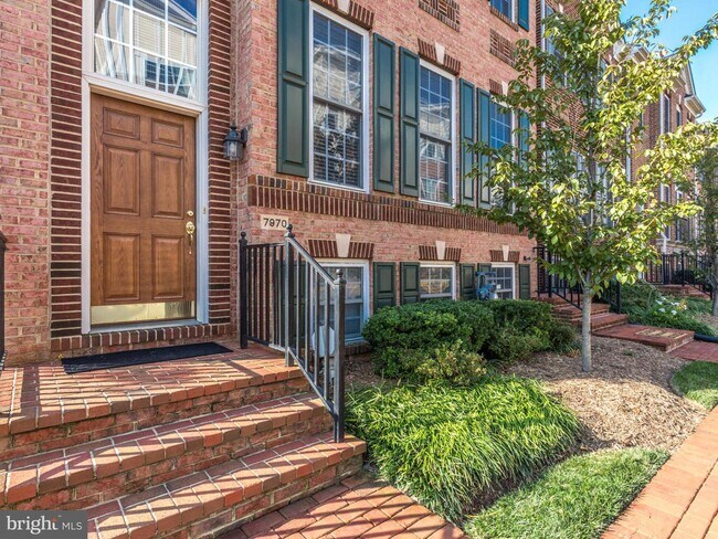 Building Photo - 7970 Vigne Ct