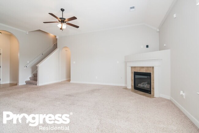 Foto del edificio - 2571 Blue Ridge Dr