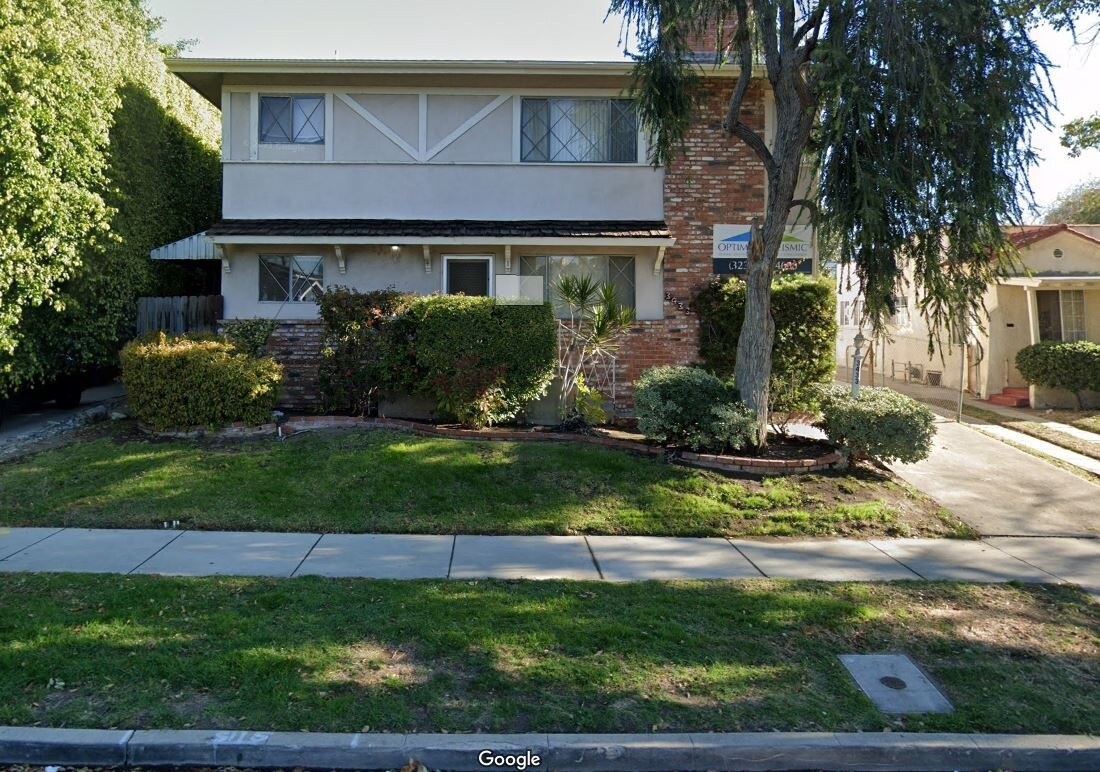 Primary Photo - 3433 Glenhurst Ave