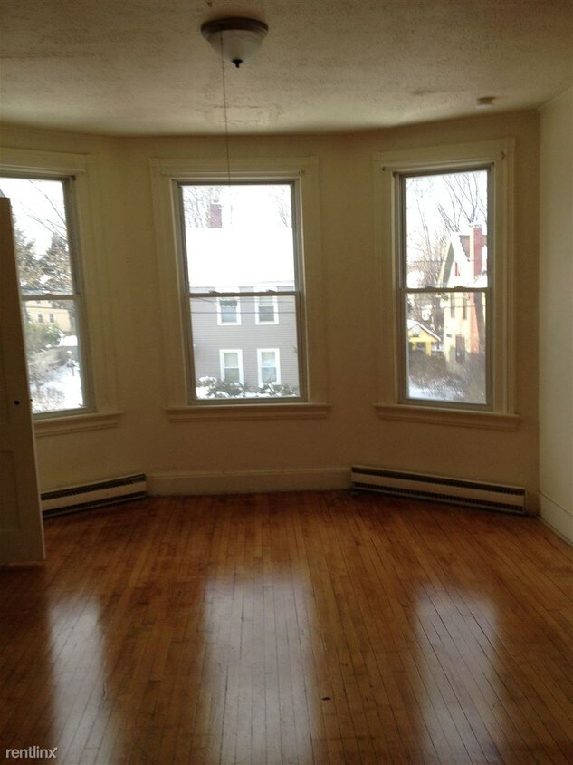 1 br, 1 bath Apartment 51 Griswold St Apartment for Rent in Meriden, CT