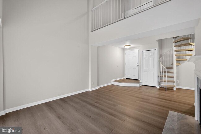 Foto del edificio - 7 Pickering Ct