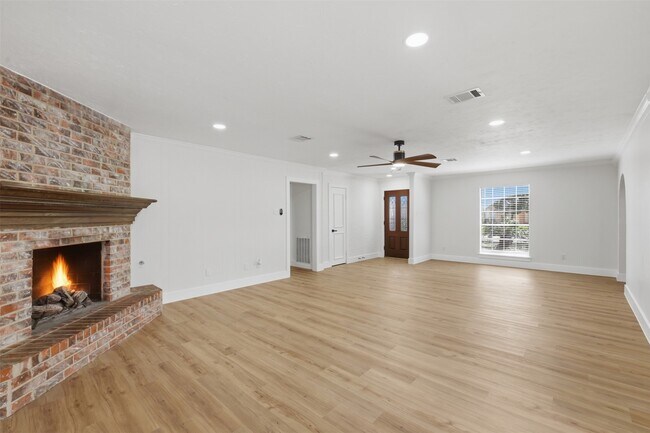 Foto del edificio - 11507 Barwood Bend Dr