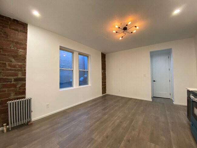 Foto del edificio - 418 Central Ave