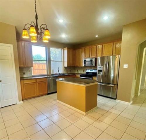 Building Photo - 6609 Amesbury Ln