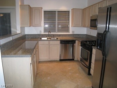 Building Photo - 5250 S Rainbow Blvd
