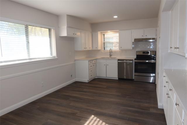 Foto del edificio - 3521 Summit Ln