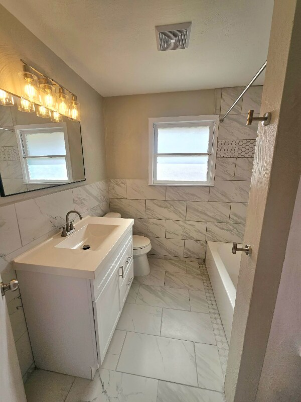 Foto del edificio - 513 Oakdale Dr