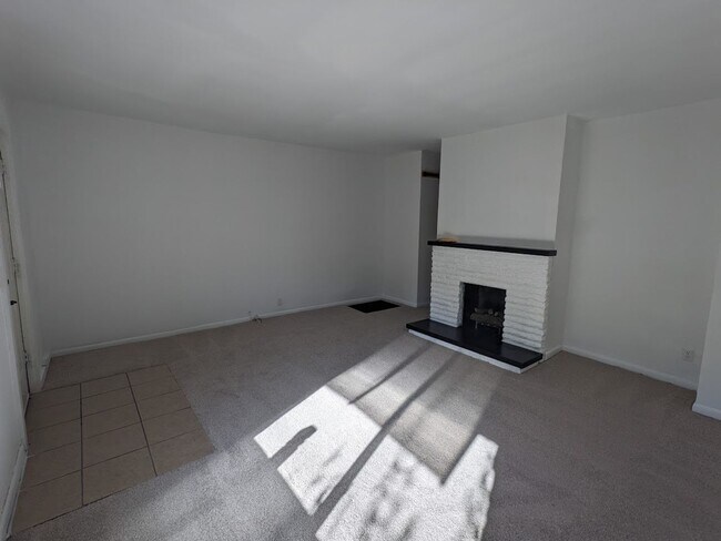 Foto del edificio - 546 E Jenkins Ave