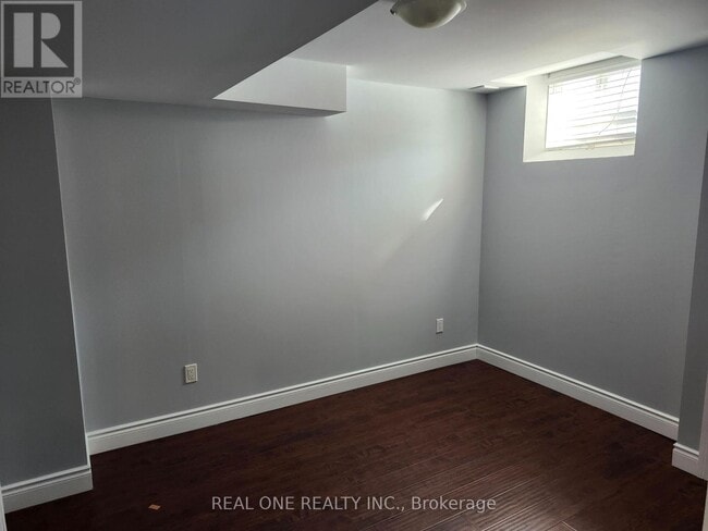 Building Photo - 107 Golden Orchard Rd