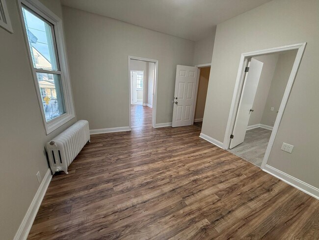 Foto del edificio - 221 Wilkinson Ave