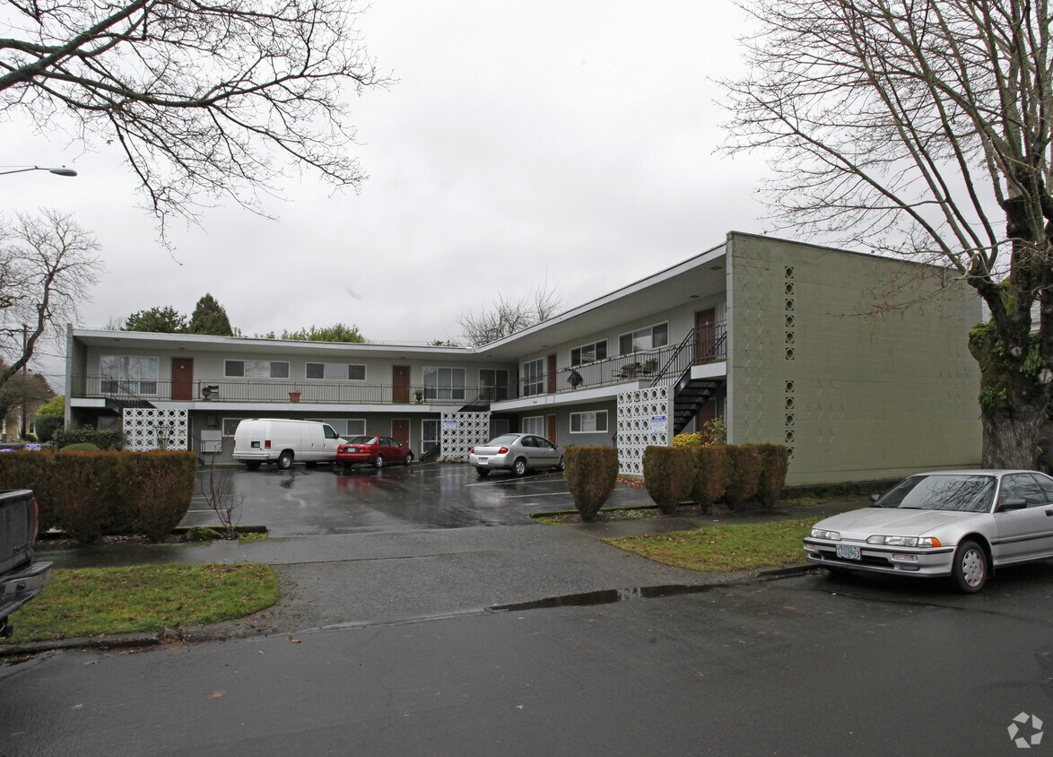 Building Photo - 1230 SE 26TH Ave