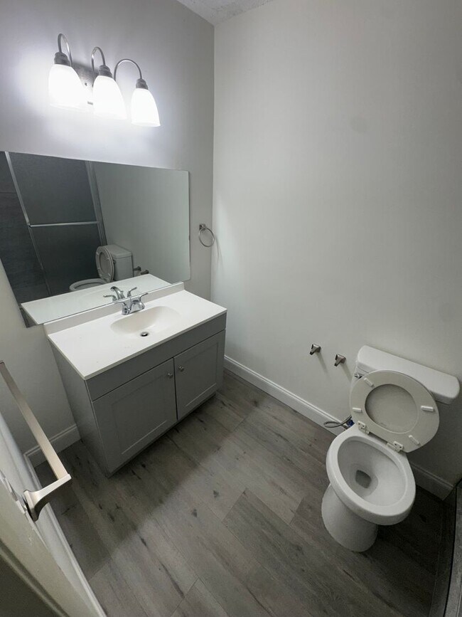 Foto del edificio - Navarre Home for rent!