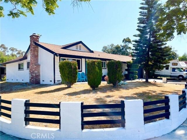 Building Photo - 2565 E Westport Dr