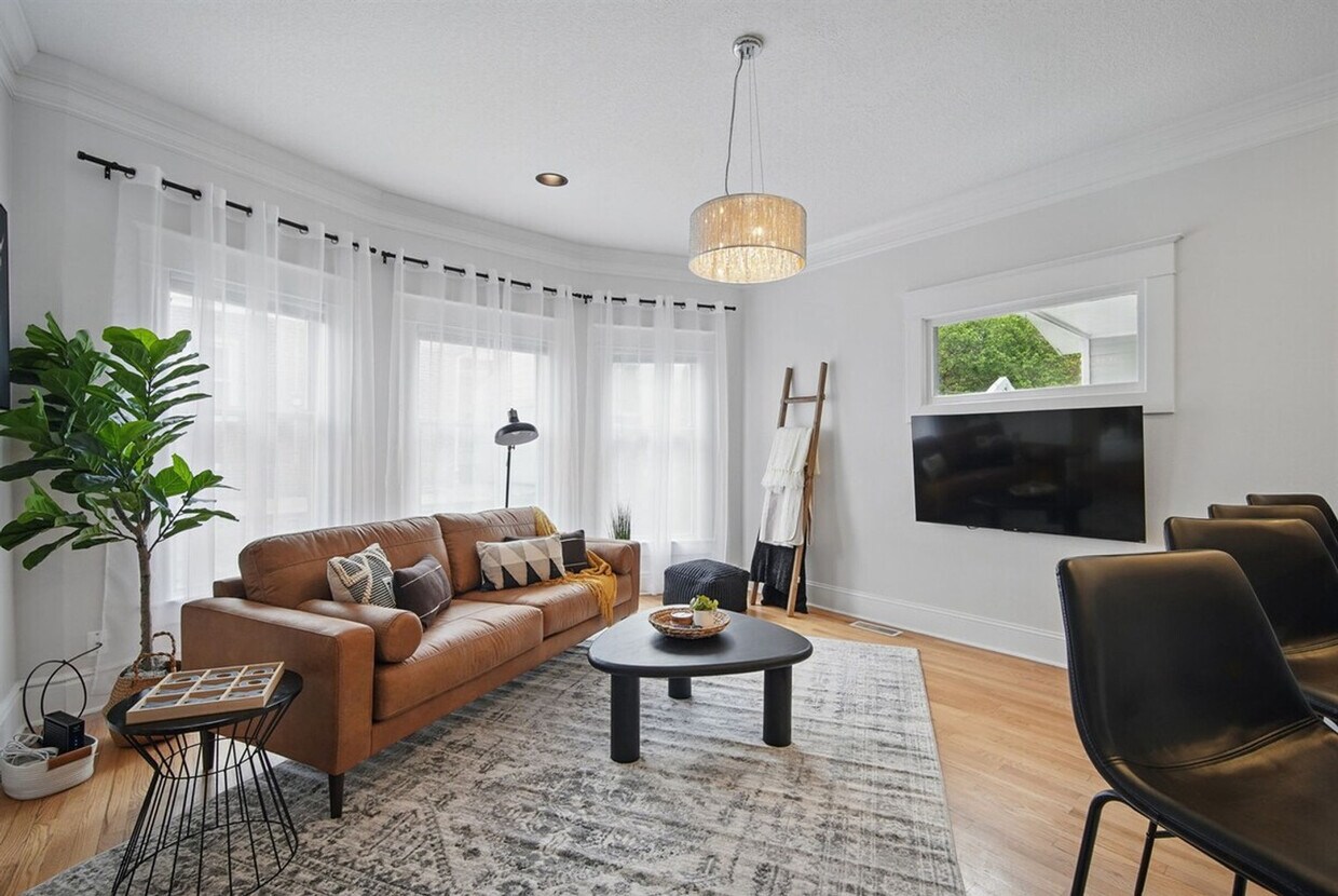 Foto principal - 544 36th St
