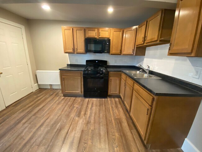 Foto del edificio - 3405 Fairfield Ave