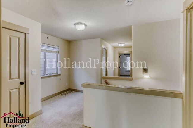 Foto del edificio - Beautiful 3-Bedroom Hillsboro Home in Desirable Location!