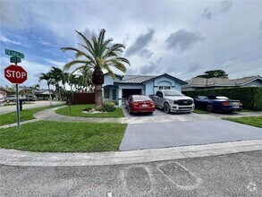 Building Photo - 14610 SW 171st Terrace