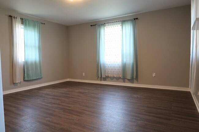 Foto del edificio - 40 58th St SE