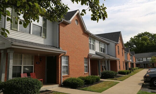 Building Photo - 701 S Stanfield Rd