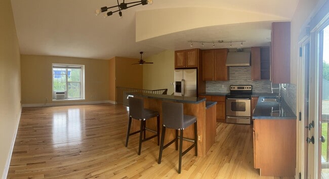 KITCHEN-LIVING - 520 W Fir Way