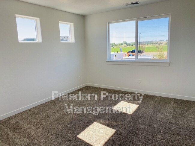 Building Photo - 5553 E Bollo St