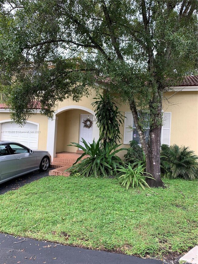 Foto del edificio - 1246 NW 125th Terrace