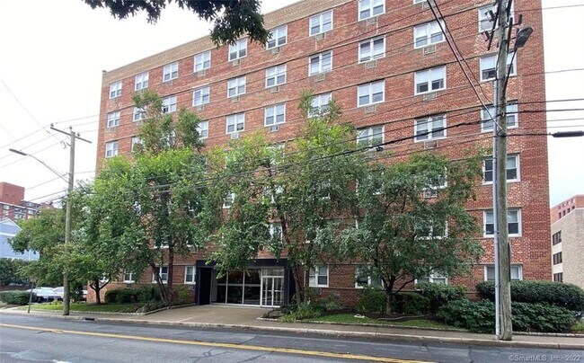 Foto del edificio - 140 Grove St