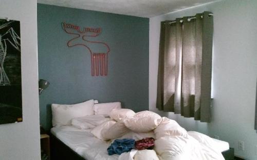 Building Photo - 1.0 bedroom in Somerville Massachusetts 02144