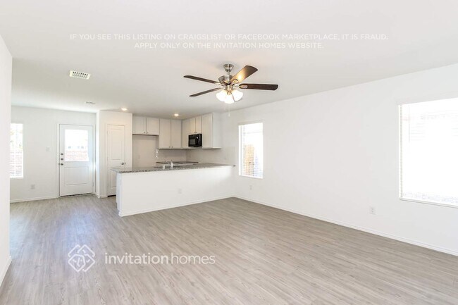 Foto del edificio - 2705 Spring Time Dr