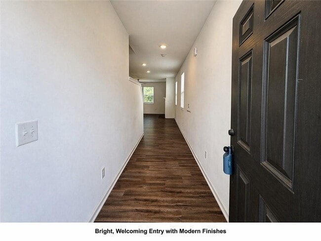 Foto del edificio - 5945 Osgood Pl