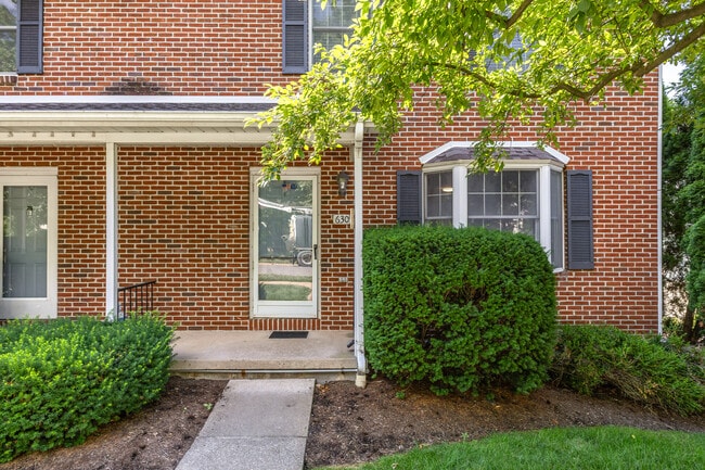Building Photo - 630 Galen Dr