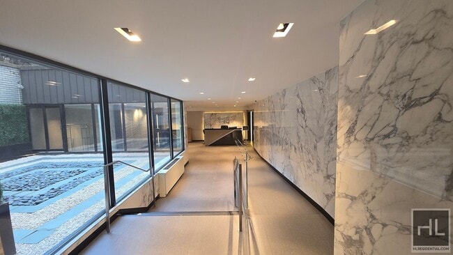 Building Photo - 3rd Ave & E 16th St. Modern 1-Bedroom Apt ...